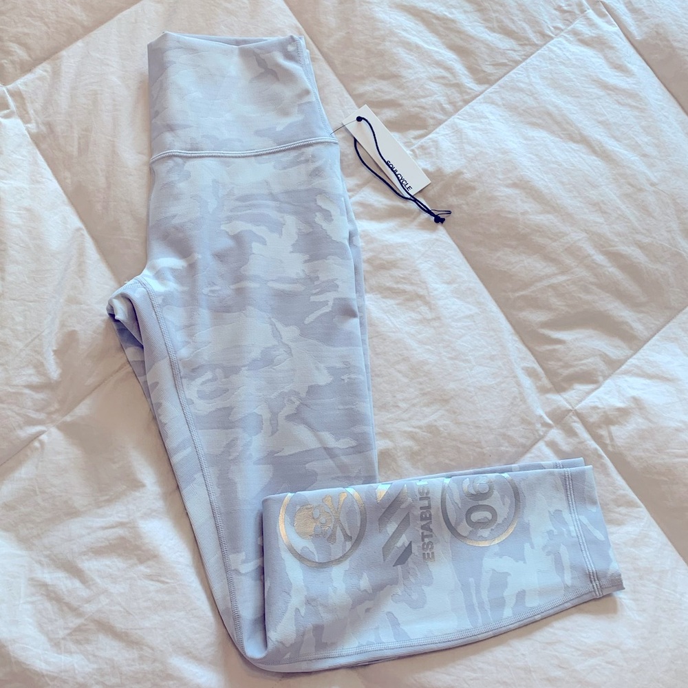 Lululemon x SoulCycle Wunder Under Alpine Camo
